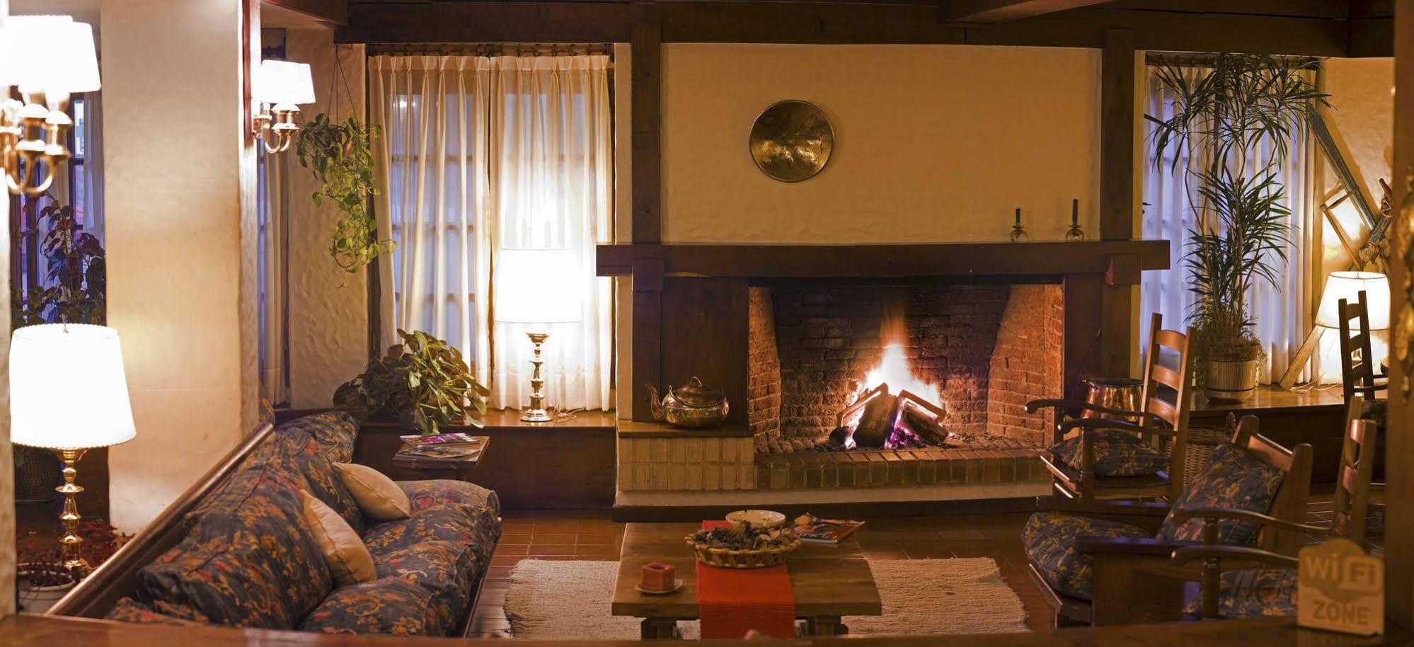 Del Viejo Esquiador Hotell San Martín de los Andes Eksteriør bilde