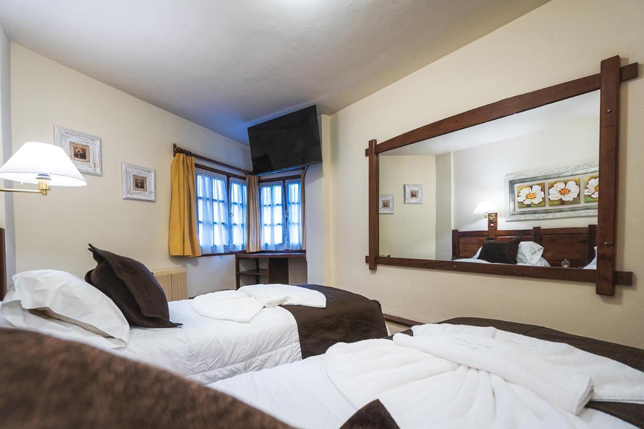 Del Viejo Esquiador Hotell San Martín de los Andes Eksteriør bilde