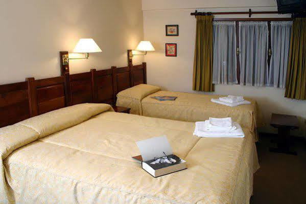 Del Viejo Esquiador Hotell San Martín de los Andes Eksteriør bilde